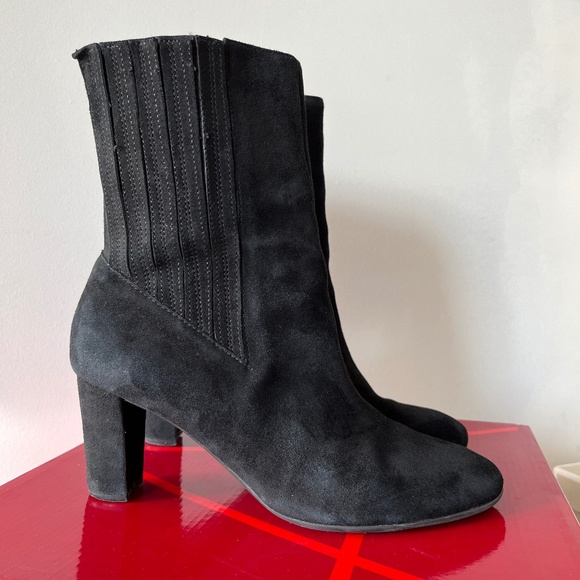 Aerosoles (8US/6EU) suede above-the-ankle boots with "heel rest comfort" - Picture 4 of 16